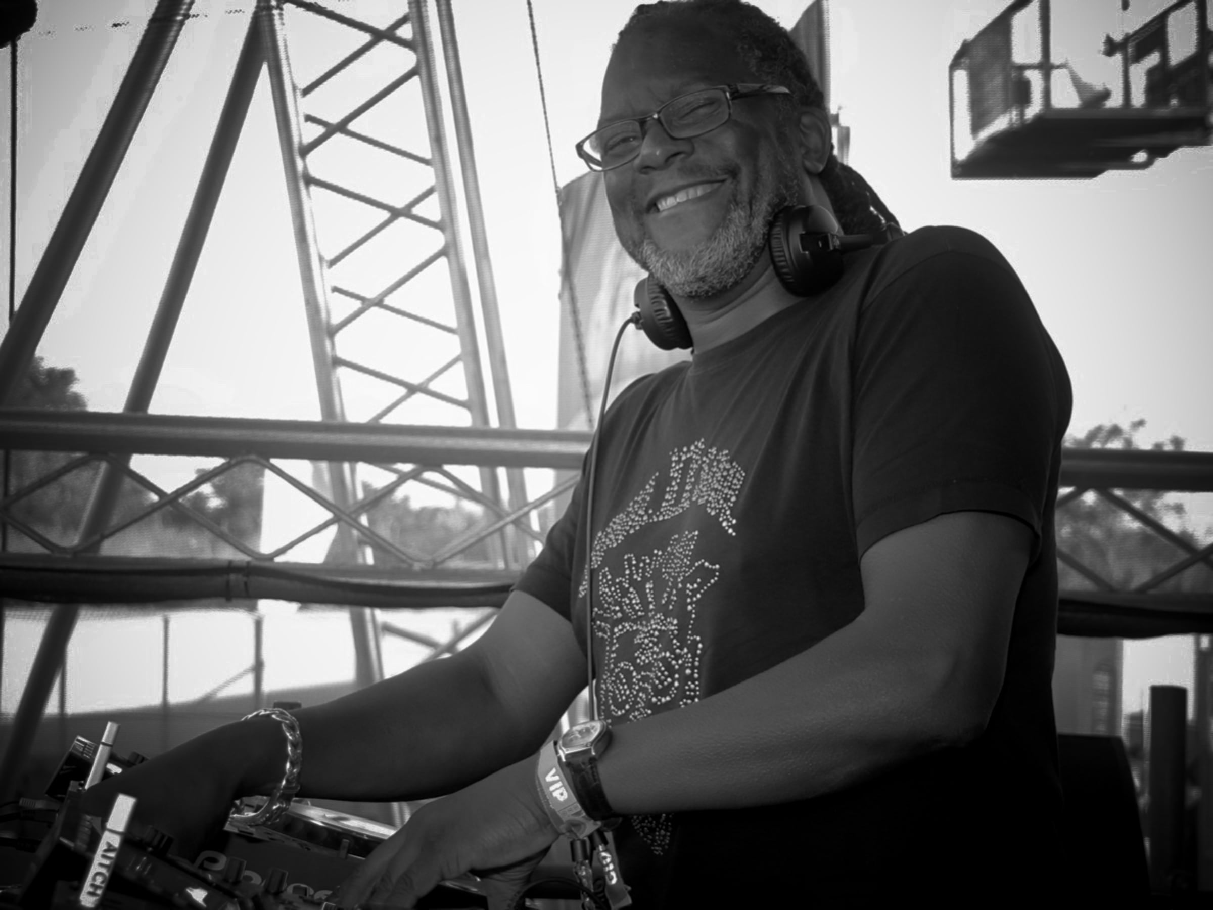 DJ Aitch B: London's Neo-Soul & Funk Master | Live Sets, Radio, Events ...